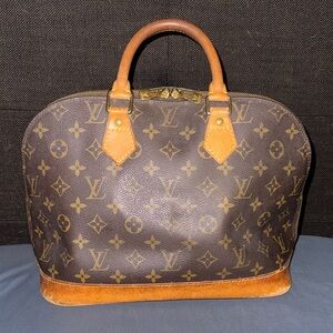 Louis Vuitton Alma with LV dust bag!!!